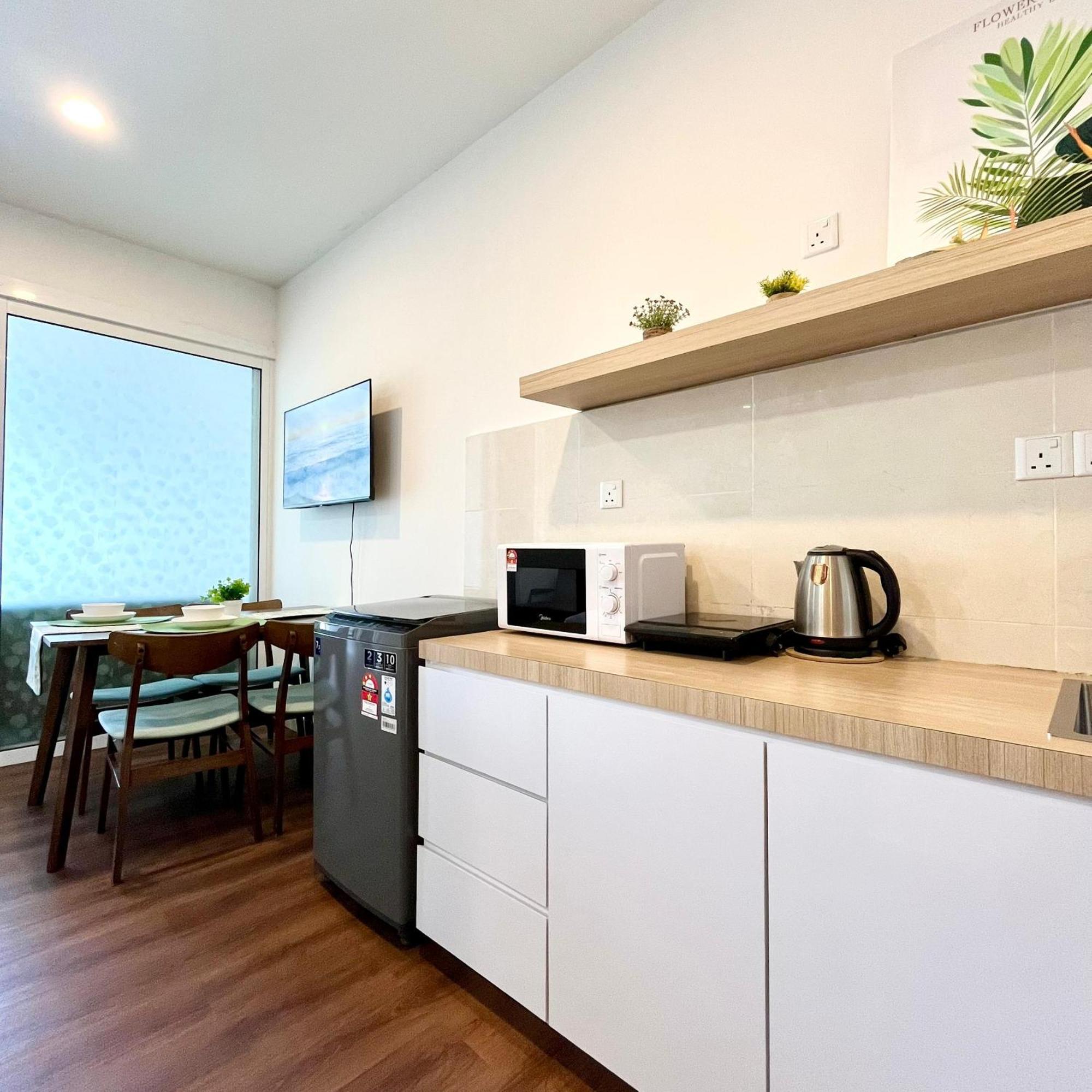 Covesign Suite, The Shore Kota Kinabalu Extérieur photo