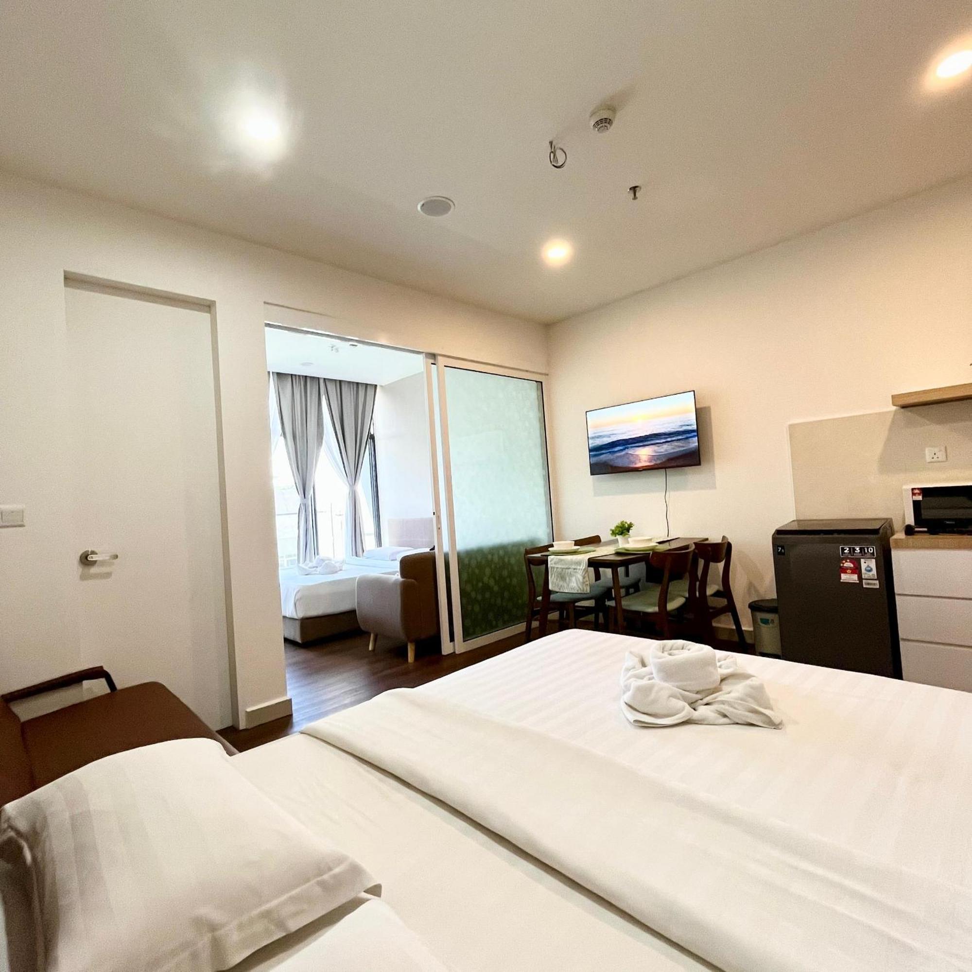 Covesign Suite, The Shore Kota Kinabalu Extérieur photo